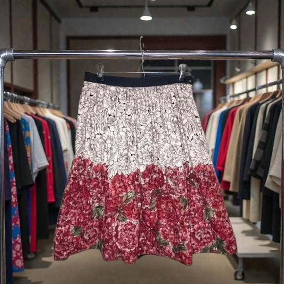 Anthropologie A-Line Skirt B&W to Red Floral Print. Lined. Black Lace Detail 6 - Picture 11 of 12